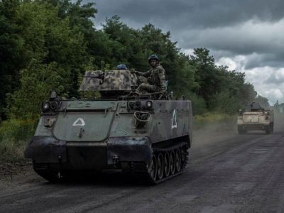 Бронетехника ВСУ в Курской области. Фото: t.me/arrowsmap Бронетехника ВСУ в Курской области. Фото: t.me/arrowsmap